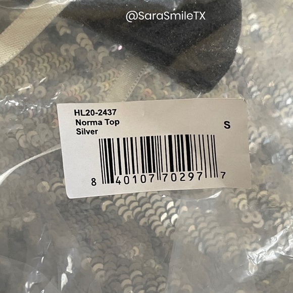 NWT {RETROFETE} ’Norma’ Silver Sequin One-Shoulder Long Sleeve Top - Picture 8 of 12